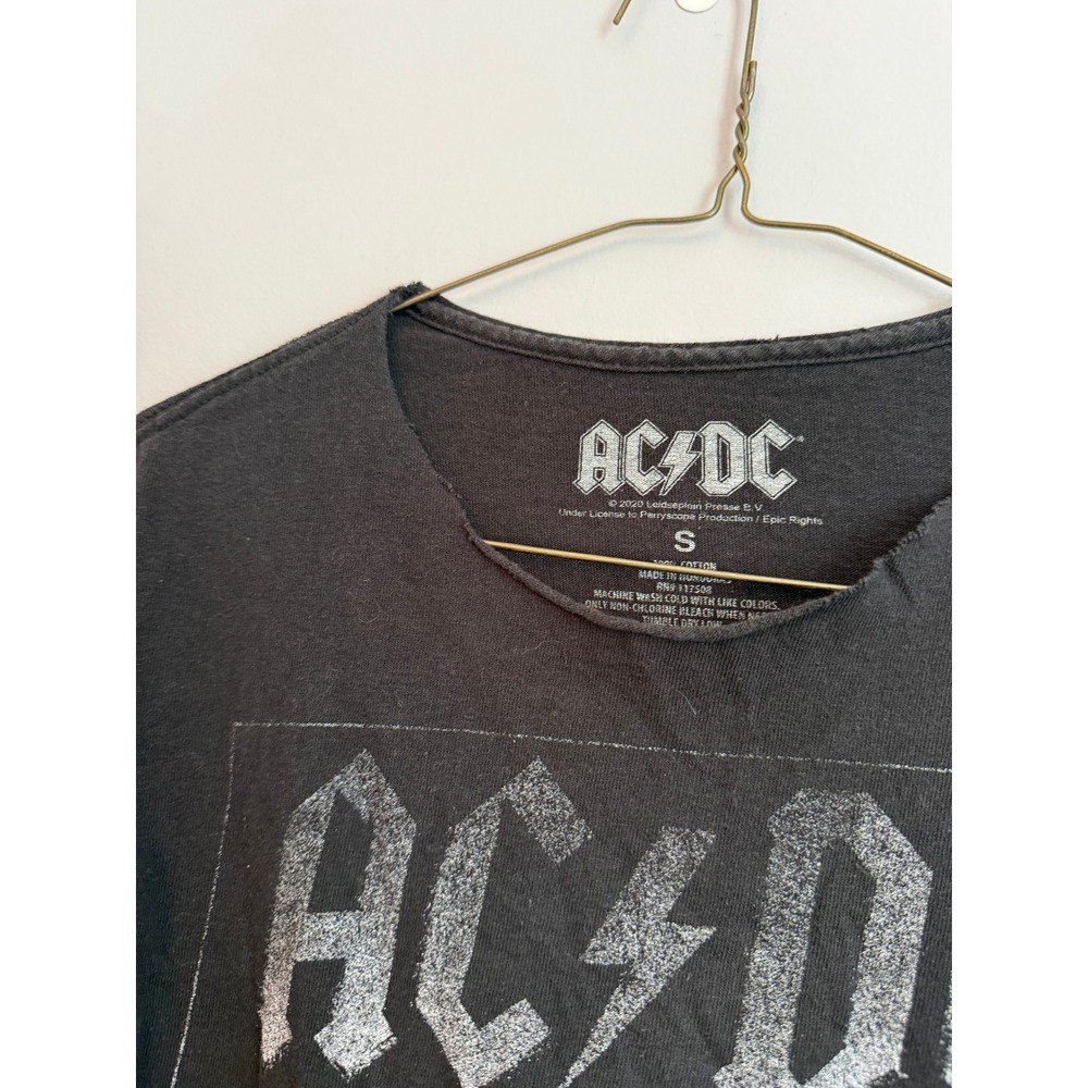 AC/DC Highway to Hell T-Shirt Women Small Black Good Raw Neck Graphic Tee - Picture 3 of 6